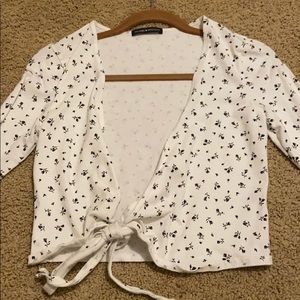 Tie in front long sleeve top